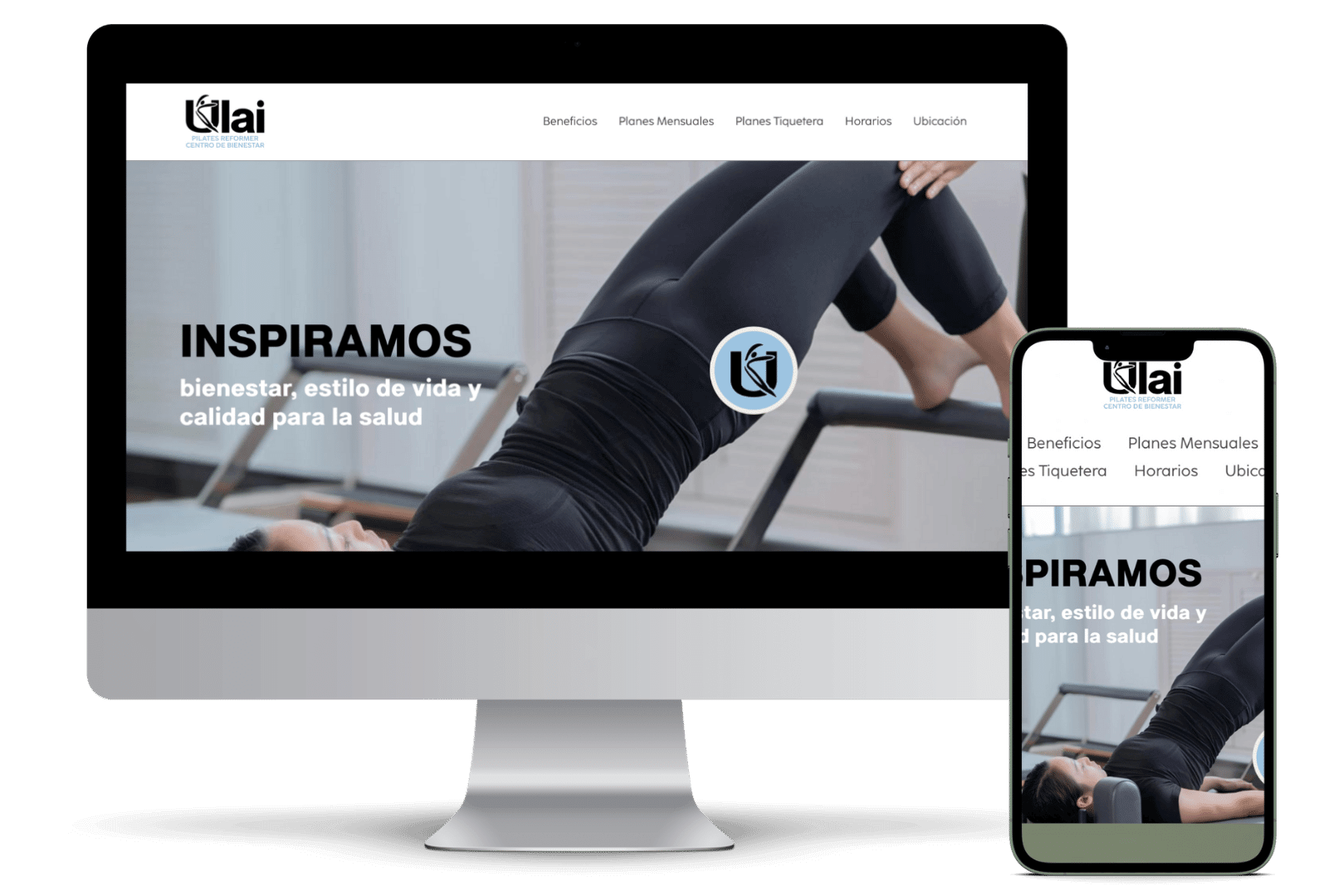 Centro de bienestar con clases de pilates en varios dispositivos.